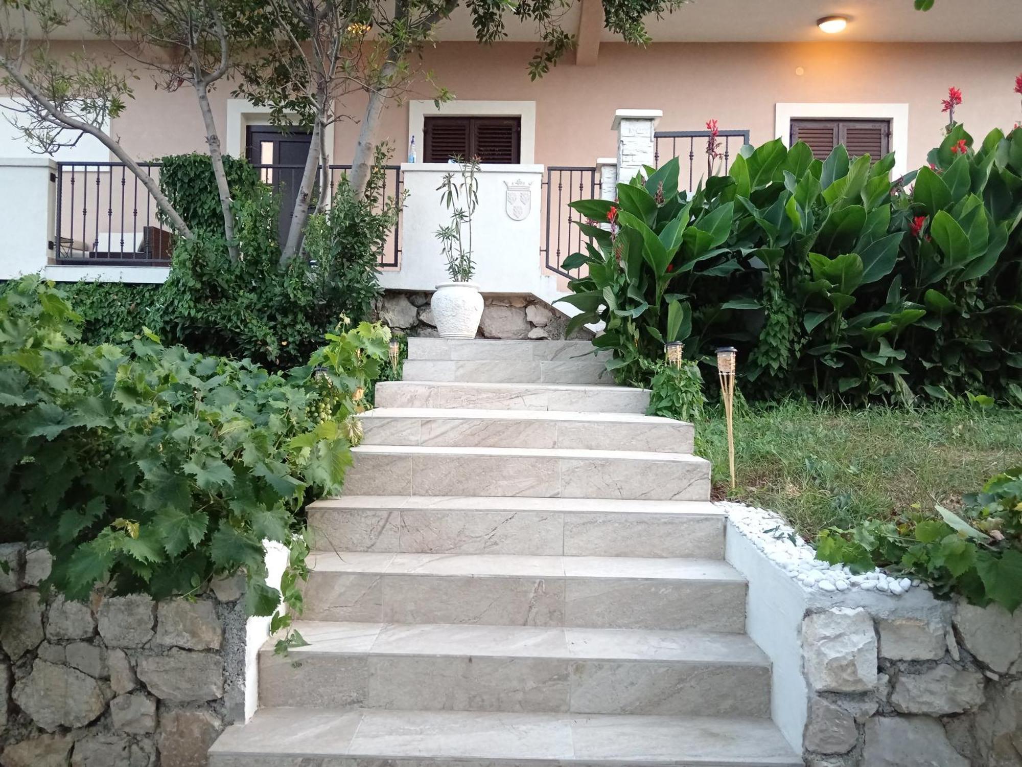 Seaview Holiday Apartments, Ventura Nin Exteriér fotografie
