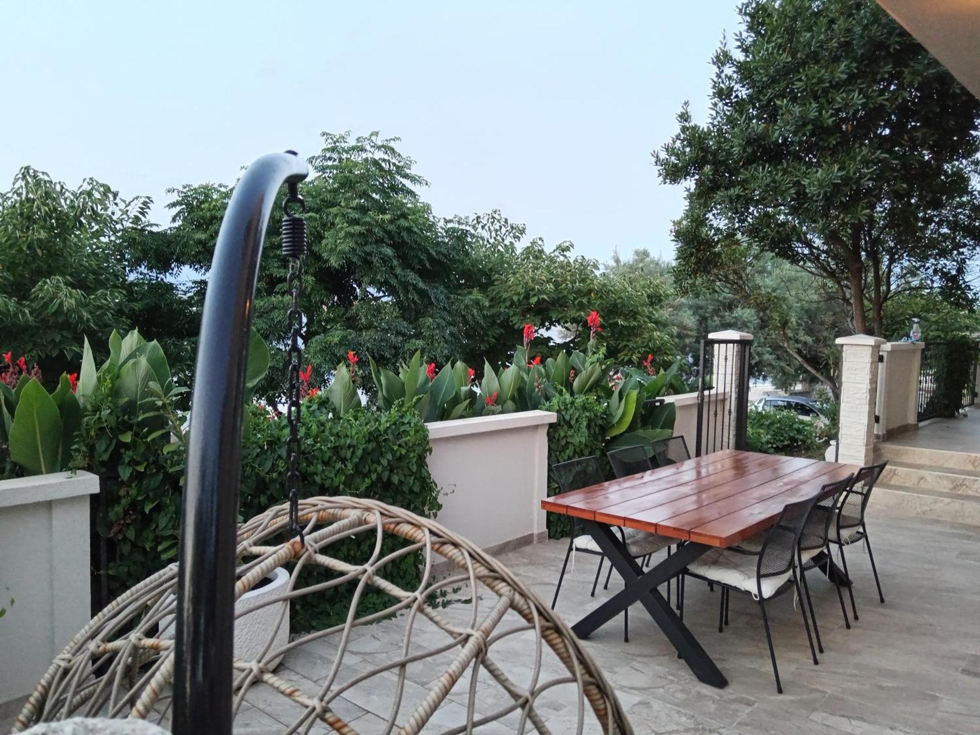 Seaview Holiday Apartments, Ventura Nin Exteriér fotografie